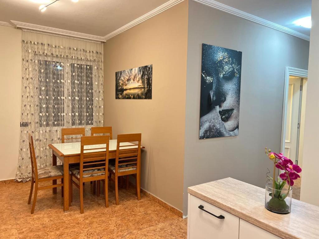 Vista Petrovac Leilighet Eksteriør bilde